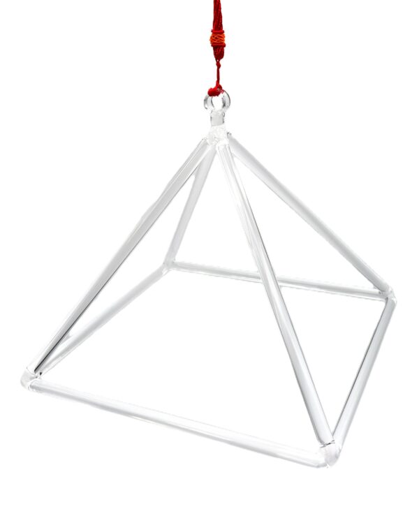 Pyramide de cristal